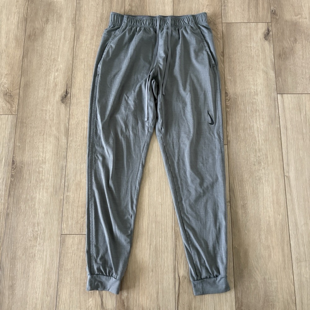 Nike Dri-FIT Sweatpants Mens Small Gray Yoga Jogger Athletic CZ2208-068
